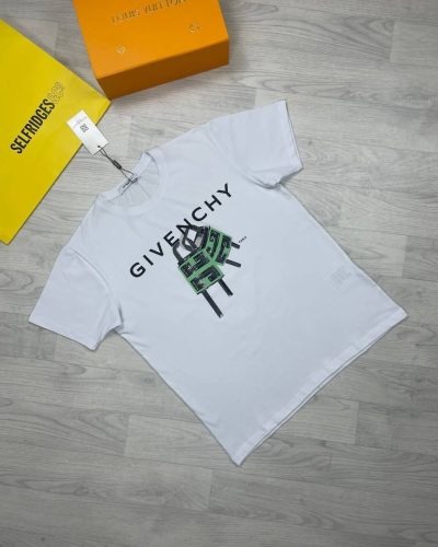 Givenchy Paris Padlock T-shirts in white color