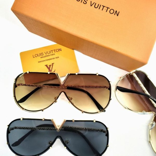 Louis Vuitton Oversized Polarized Sunglasses for Men's & Women's