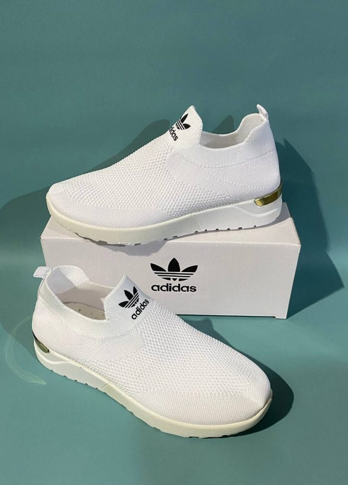 Adidas Stylish Pumps in Off White Colour Adidas Stylish Pumps in Off White Colour