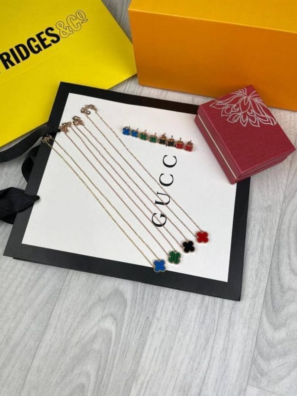 Van Cleef & Arpels Necklace