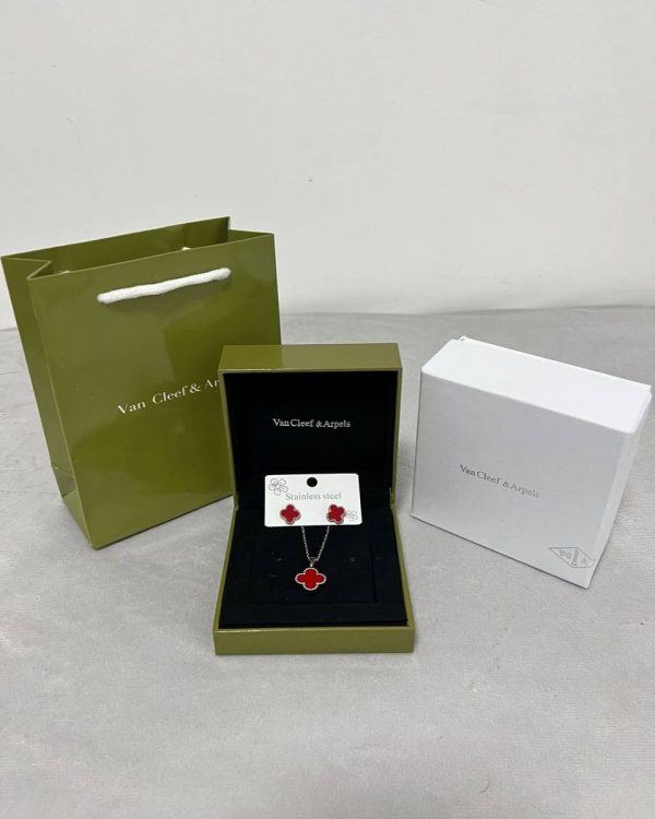 Van Cleef & Arpels Four-Leaf Clover Necklace & Earrings