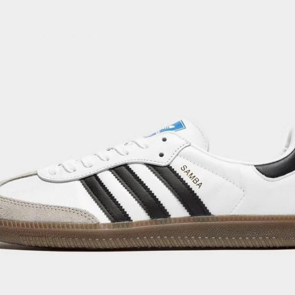 Adidas Samba OG Sneakers – Suede Toe Close-Up