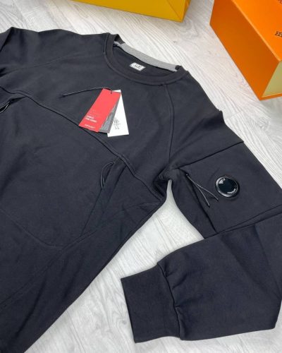 C.P. Company Logo Crewneck Lambswool Zipped Pockets Jumper