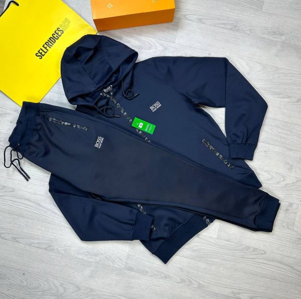 Hugo Boss Men’s Hoodie Tracksuit navy blue Hugo Boss Men’s Hoodie Tracksuit navy blue