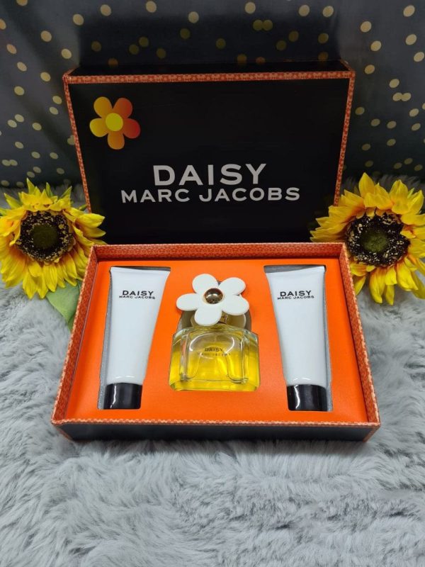 Marc Jacobs Daisy 3-Piece Perfume Gift Set