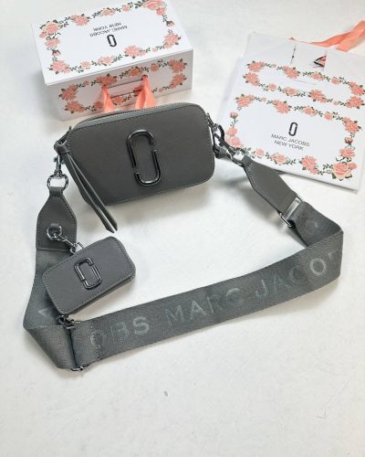 Marc Jacobs Snapshot Shoulder Bag grey