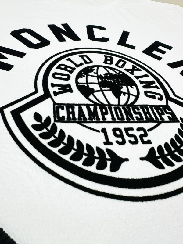 Moncler Classic Logo black T-Shirt with black Shorts Set with logo Moncler Classic Logo black T-Shirt with black Shorts Set with logo
