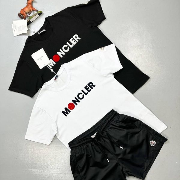 Moncler Crew Neck Logo T-Shirt & Shorts Set