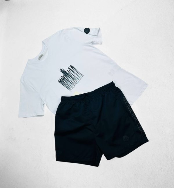 Moncler Faded Logo Men’s T-Shirt & Shorts Set 2 Moncler Faded Logo Men’s T-Shirt & Shorts Set 2
