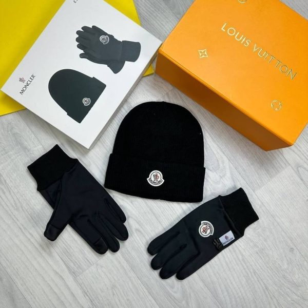 Moncler Knit Beanie & Gloves Set