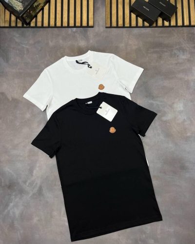 Moncler Logo Print Crew Neck T-Shirt