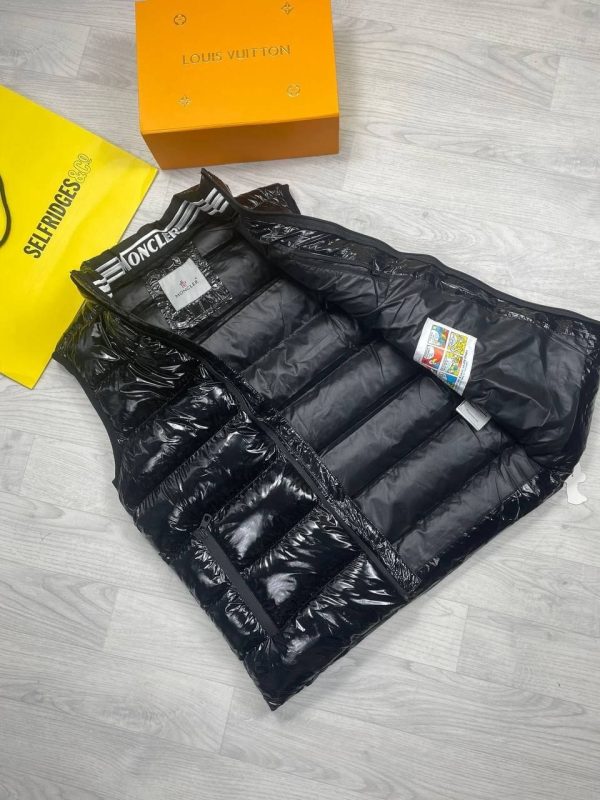 Moncler Men's Puffer Vest in black color Moncler Men's Puffer Vest in black color