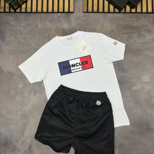 Moncler Men’s white T-Shirt with black plain Shorts Set
