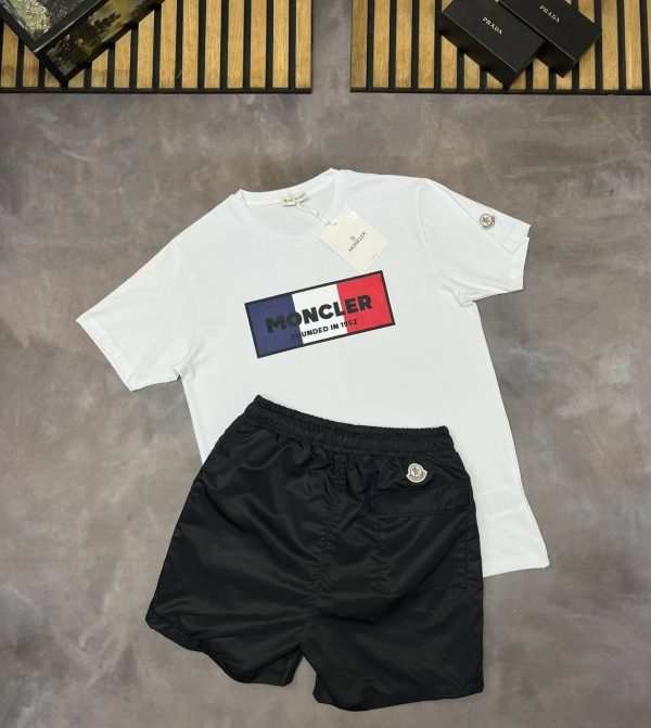 Moncler Men’s black T-Shirt with blue Shorts Set Moncler Men’s white T-Shirt with black plain Shorts Set