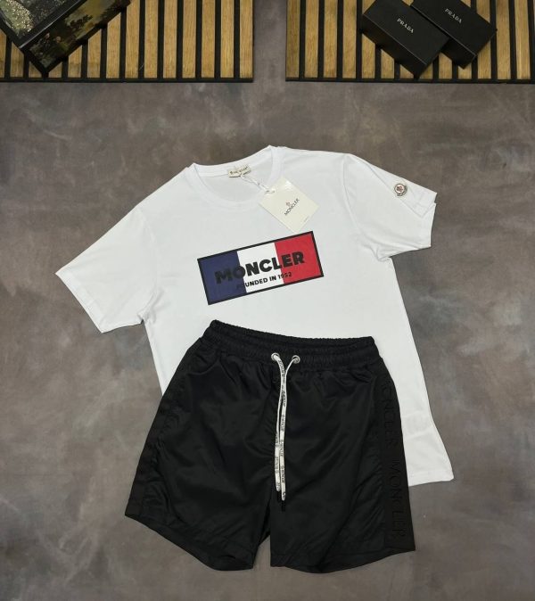 Moncler Men’s white T-Shirt with black moncler writing Shorts Set Moncler Men’s white T-Shirt with black moncler writing Shorts Set