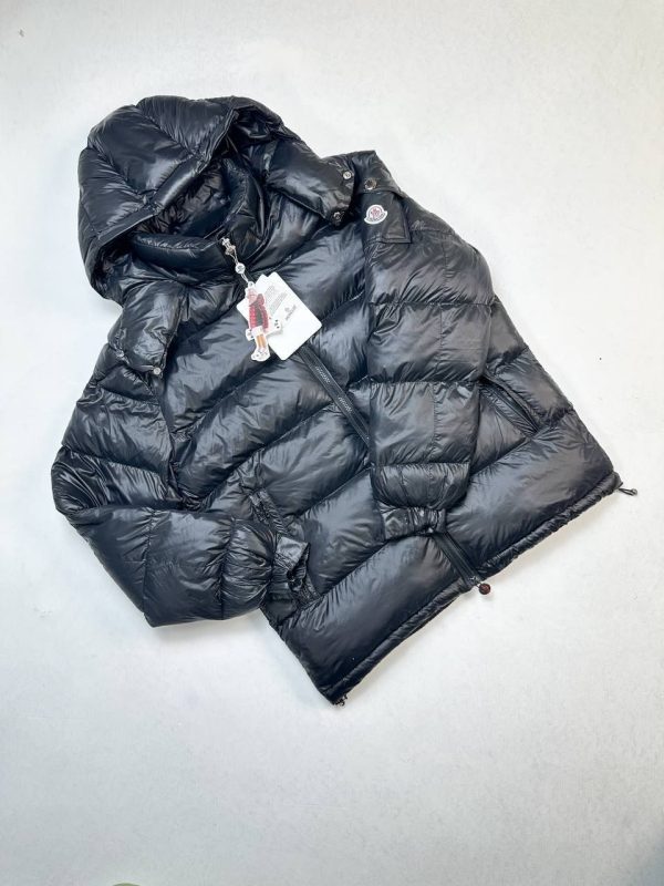 Moncler Reps Men’s Quilted Puffer Jacket in black color Moncler Reps Men’s Quilted Puffer Jacket in black color