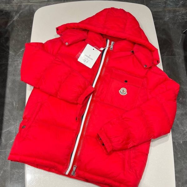 Moncler-Style Puffer Jacket – Hooded, Quilted Design
