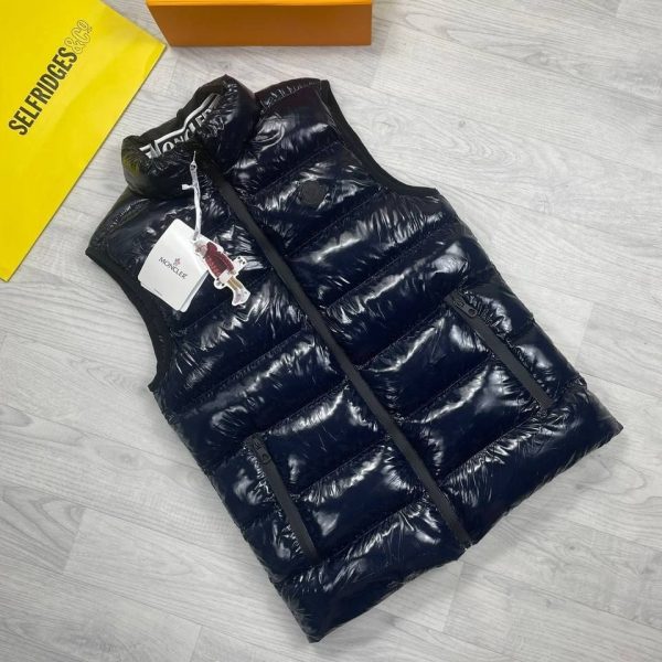 Moncler-Style Sleeveless Bodywarmer – Shiny Finish, Zip Pockets