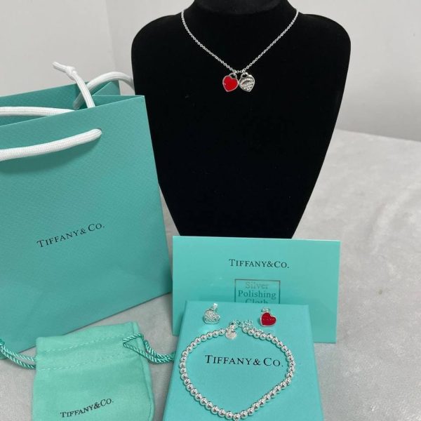 Tiffany & Co. Double Heart Pendant Necklace