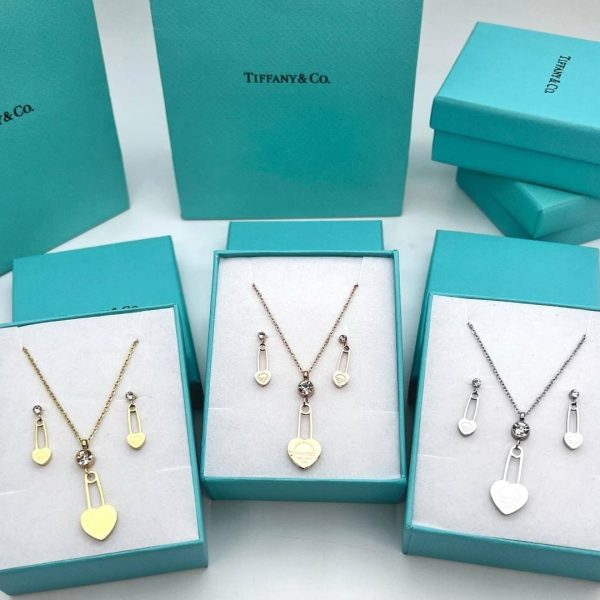 Tiffany & Co. Heart Lock Necklace & Earrings Set
