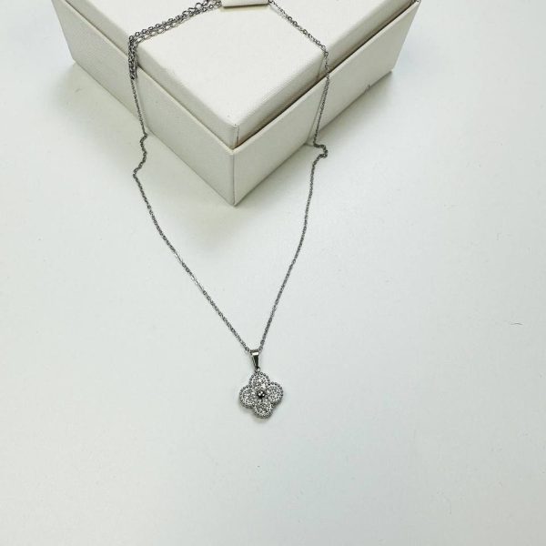 Van Cleef & Arpels Clover Pendant Necklace