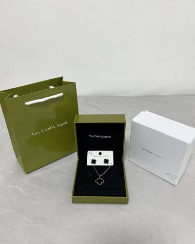 Van Cleef Clover Black Necklace & Earrings Set
