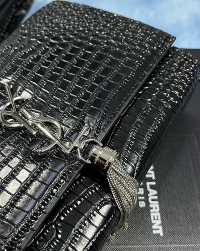 YSL Black Croc-Embossed Leather Shoulder Bag YSL Black Croc-Embossed Leather Shoulder Bag