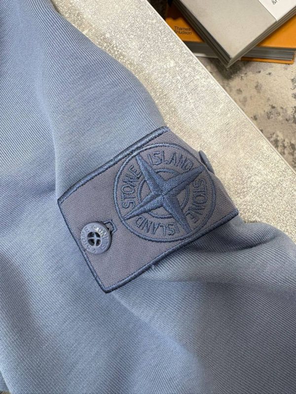 5Stone Island Men's Logo-Patch Cotton Hoodie 5Stone Island Men's Logo-Patch Cotton Hoodie