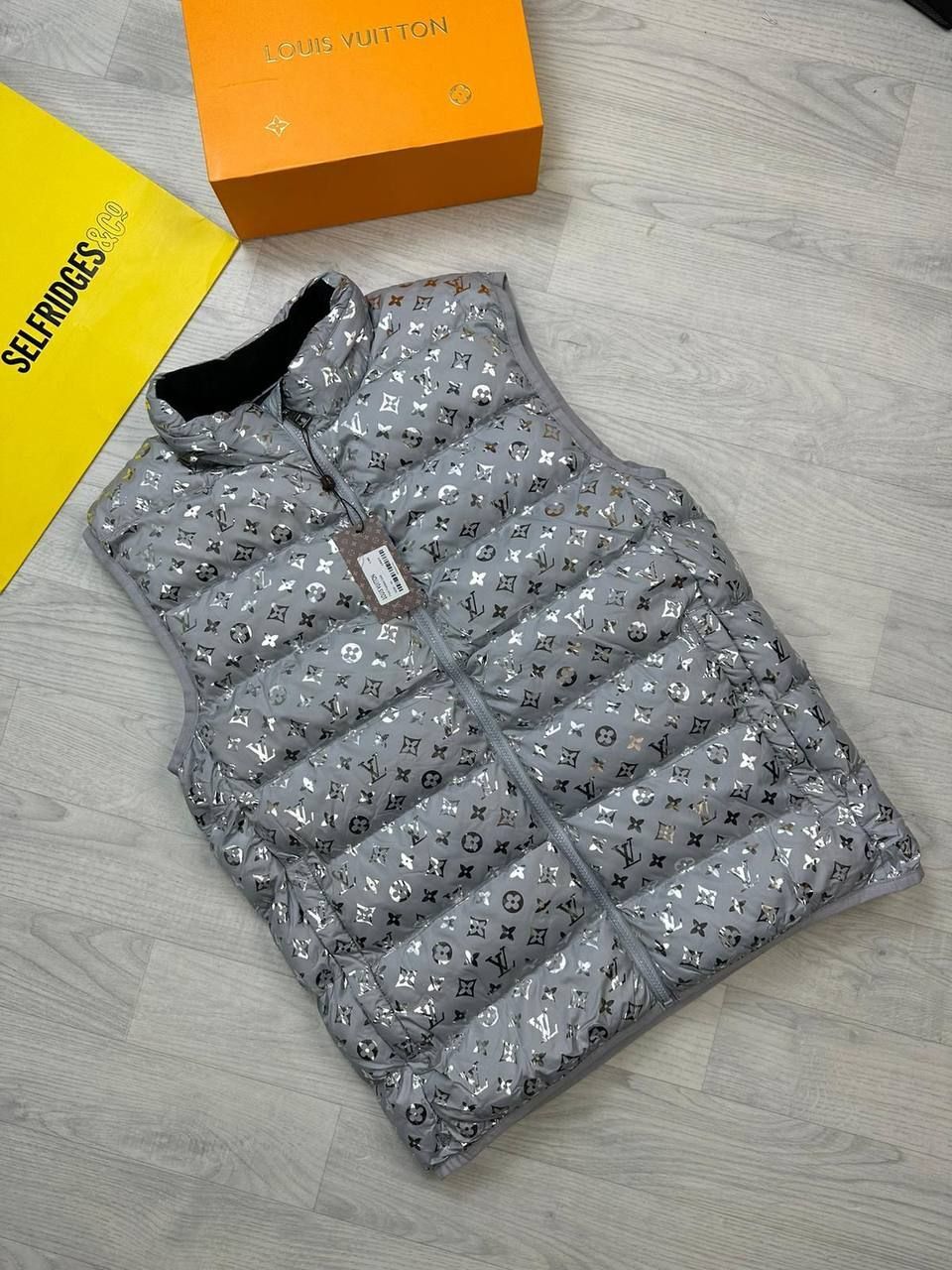 Louis Vuitton Jackets & Warmers