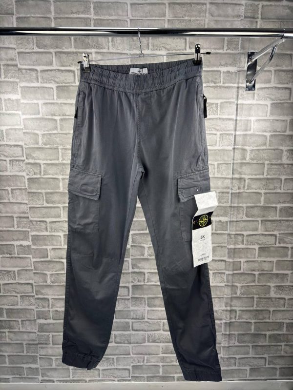 Stone Island Men's Black Tapered AAA Quality Cargo Pants1 Stone Island Men's Black Tapered AAA Quality Cargo Pants1
