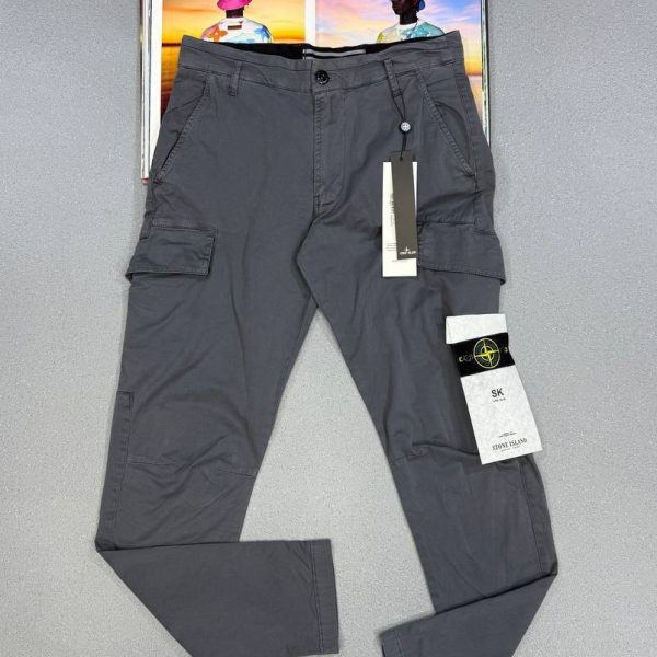 Stone Island Men's OLD-Effect Broken Cotton Twill Cargo Reps Dark grey Pants