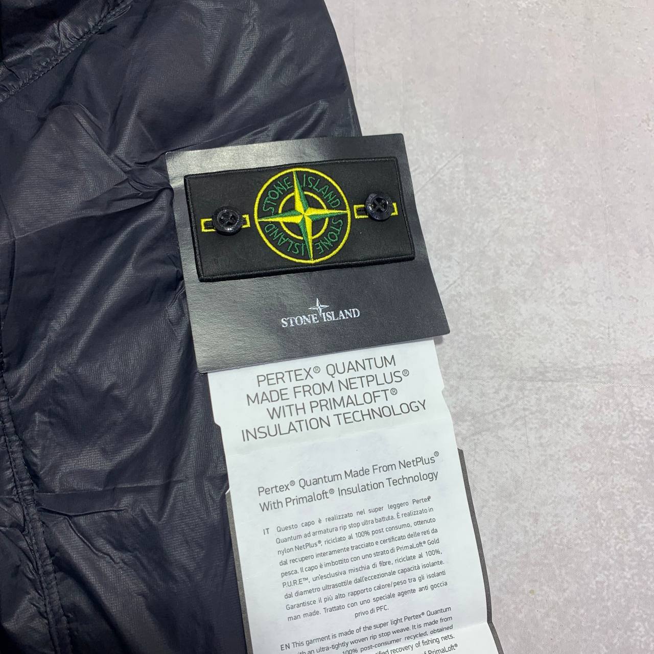 Stone Island Men's Packable Quantum Flock Reps AAA Quality Jacket navy blue colora