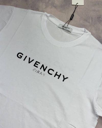 Givenchy Paris T-Shirt – Black & White Givenchy Paris T-Shirt – Black & White