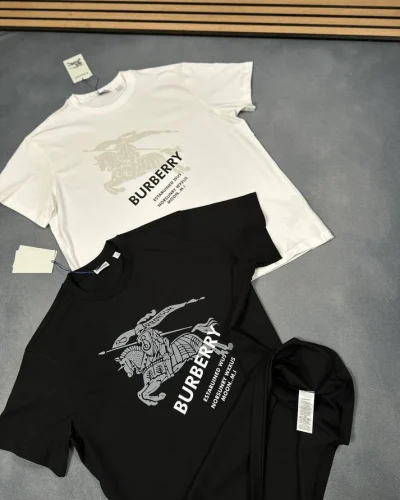 Burberry Equestrian Knight Design Cotton T-Shirt AAA Quailty