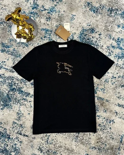 Burberry Equestrian Logo T-Shirt black