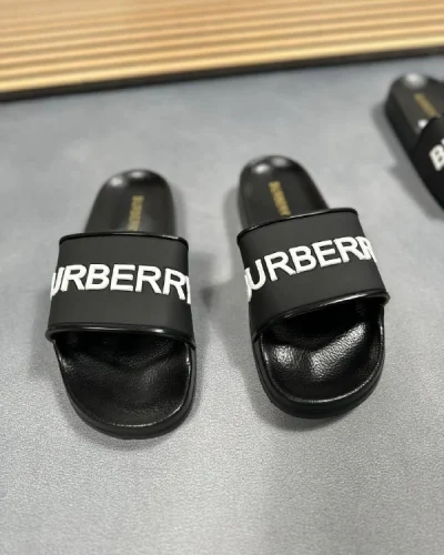Burberry Furley Pool Super Clone Quality Slides for Men