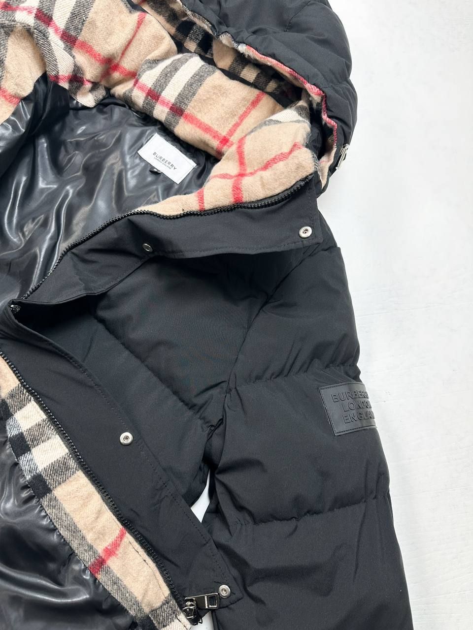 Burberry London Reversible Hooded Puffer Luxury Fake Jacket for Men - Image 6