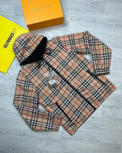 Burberry London Stretton Reversible Lightweight Jacket1
