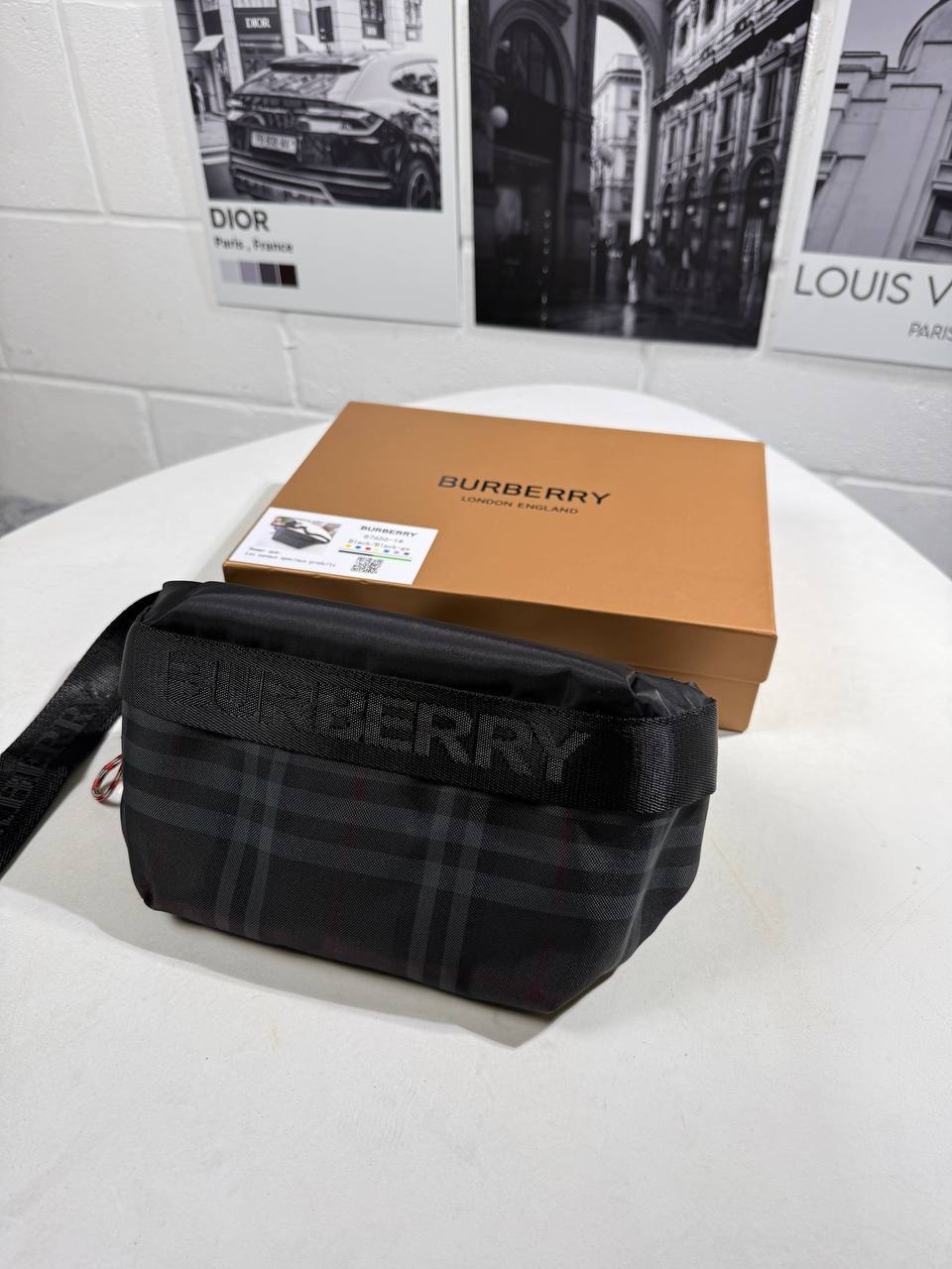 Burberry Men's Black Sling Waist Bag – Crossbody Style
