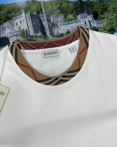 Burberry Relaxed Fit Check Trim Cotton T-Shirt – Chalk White check neck line Burberry Relaxed Fit Check Trim Cotton T-Shirt – Chalk White check neck line