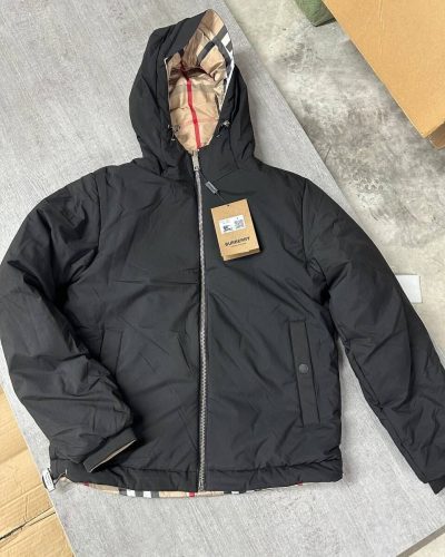 Burberry Stretton Reversible Check 1-1 Replica Puffer Jacket with Zip Pockets2 Burberry Stretton Reversible Check 1:1 Replica Puffer Jacket with Zip Pockets