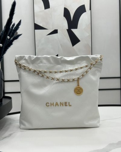 Chanel 22 Bag AS3261 – White