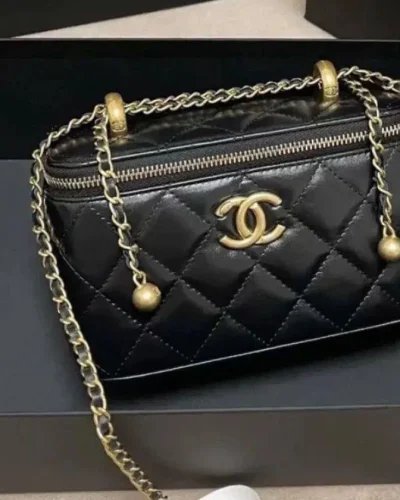 Chanel Black Quilted Vanity Case 1:1 Replica Bag for Women