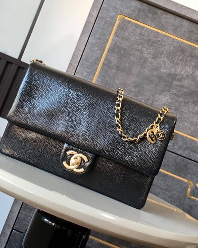 Chanel Small Flap AAA Quality Bag in Black Grained Calfskin