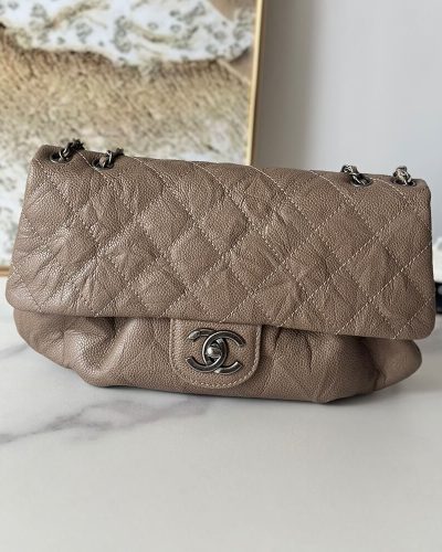 Chanel Vintage Cloud Bag A2223 – Apricot