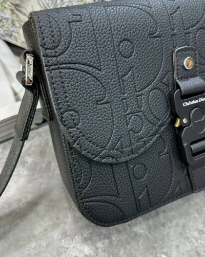 Christian Dior Black Gravity Messenger Bag AAA Quailty close veiw Christian Dior Black Gravity Messenger Bag AAA Quailty close veiw