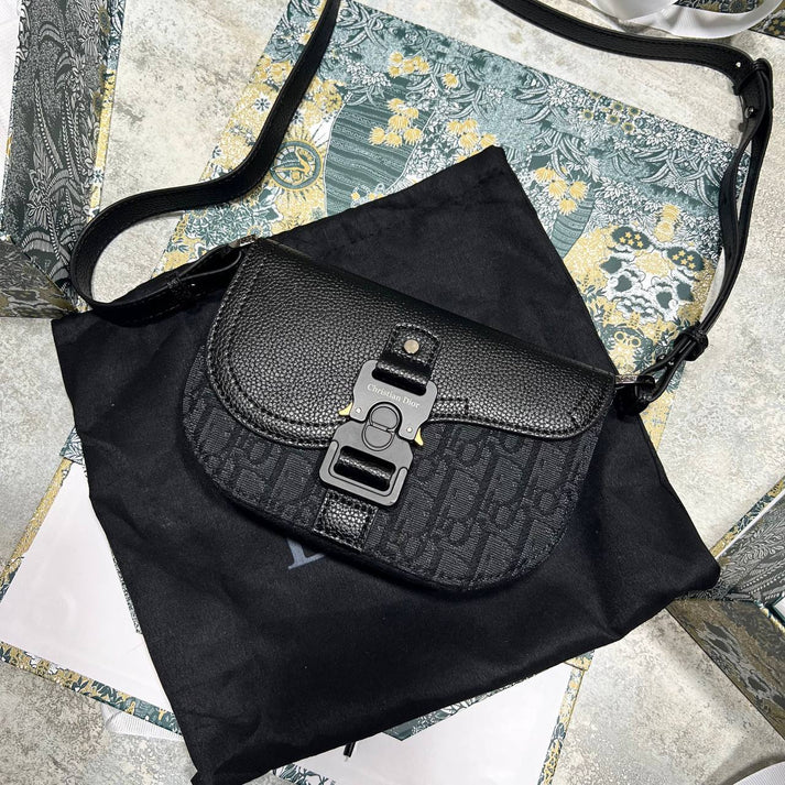 Christian Dior Mini Saddle Messenger AAA Quality Bag