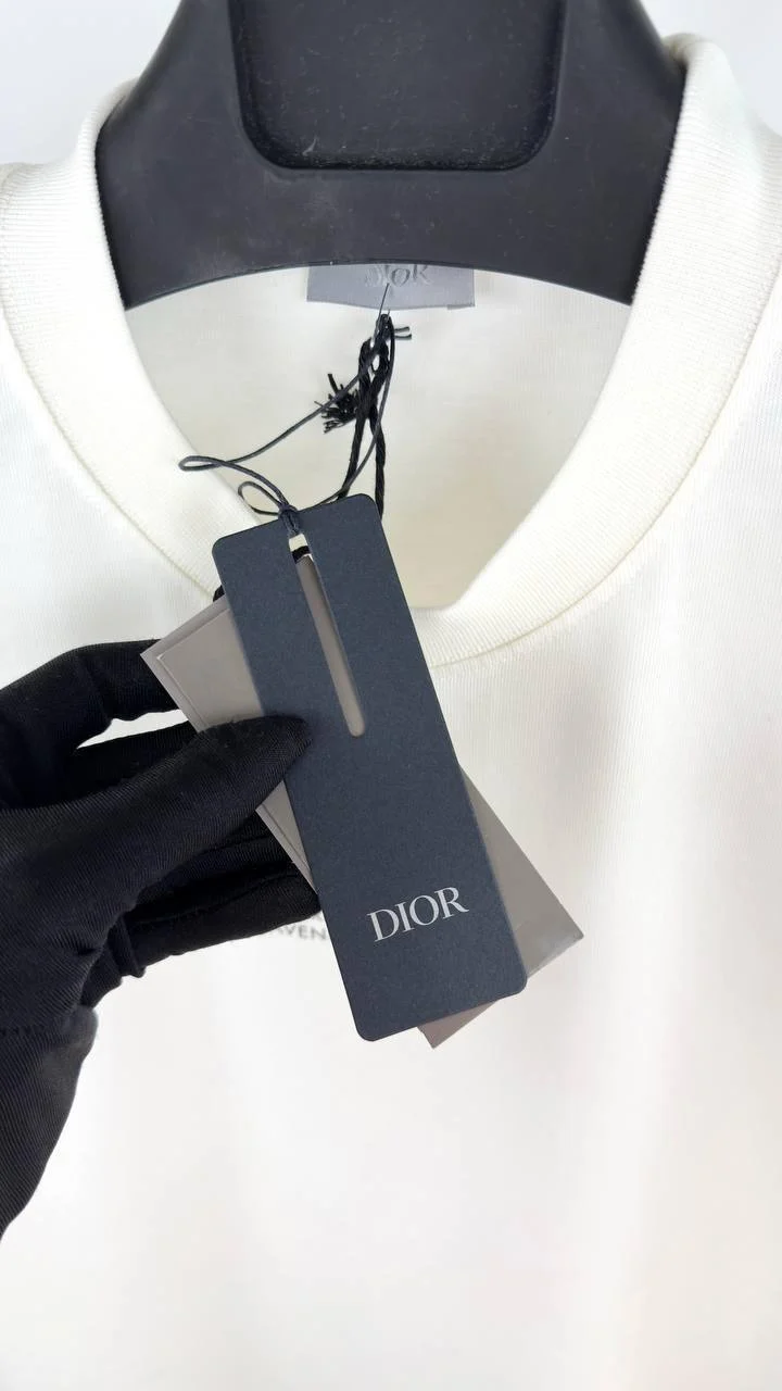 Christian Dior Montaigne Short Sleeve Super Clone Quailty T-Shirt tags