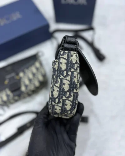 Christian Dior Saddle Messenger Mini Bag Super Clone Quailty side veiw Christian Dior Saddle Messenger Mini Bag Super Clone Quailty side veiw