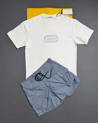 Men's Relaxed-Fit Couture T-Shirt and Shorts Set